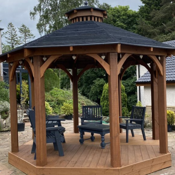 Oak framed pergola installation in Glasgow by BSM Contracts